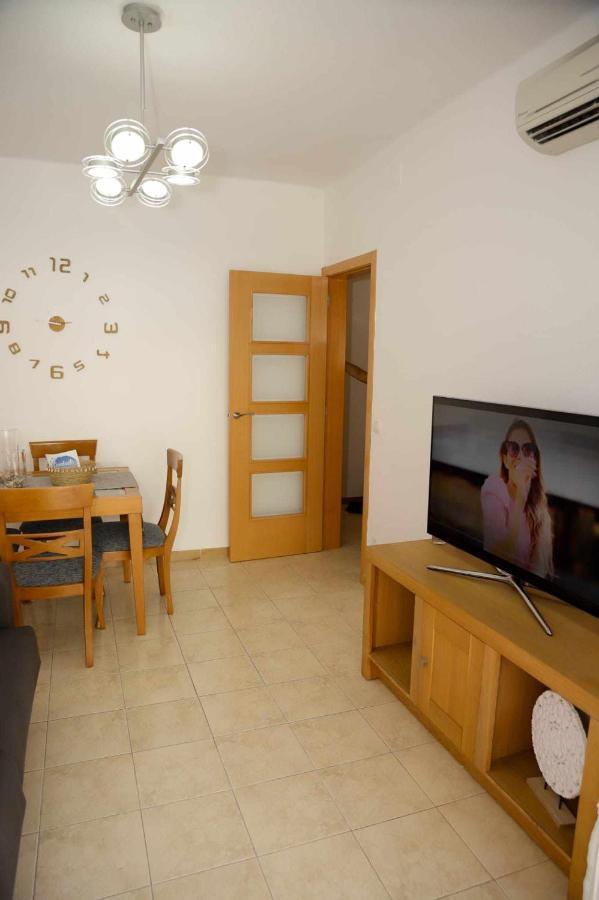 Apartamento En Pleno Centro De Cambrils Apartment Екстериор снимка