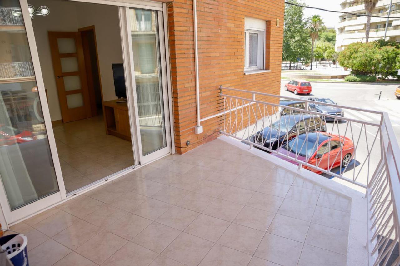 Apartamento En Pleno Centro De Cambrils Apartment Екстериор снимка